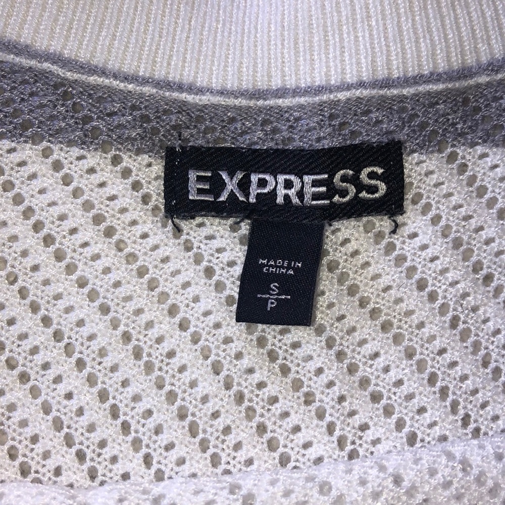Express Sweater - Picture 4 of 5